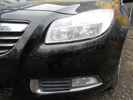 Передний бампер Opel Insignia после частичной покраски
